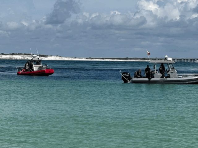 Rescue workers search for 10 year old girl with ties to Jonesboro missing near Destin