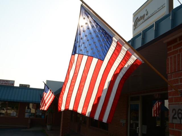 Jonesboro University Heights Lions Club provides flag service on holidays