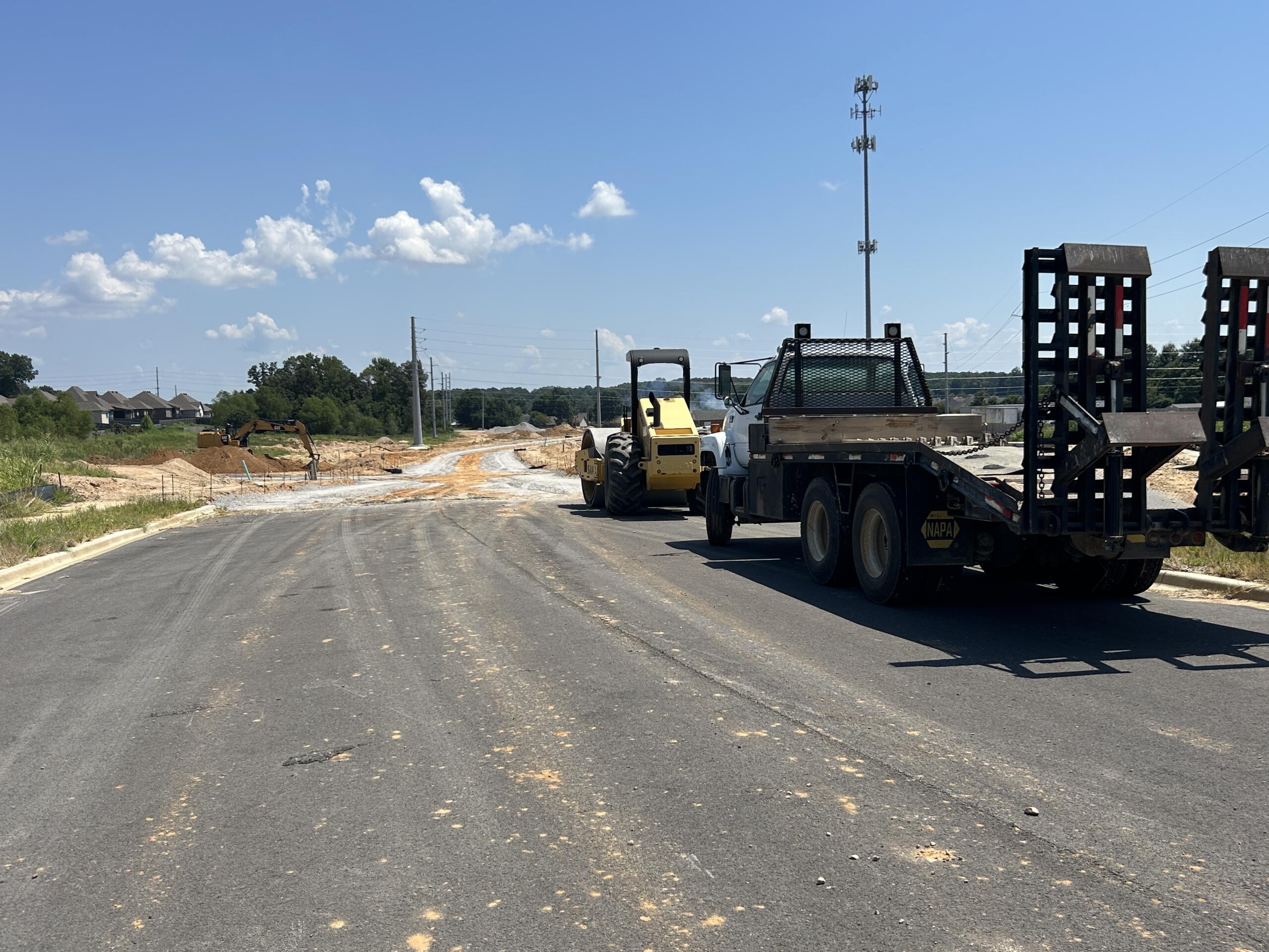 Construction on Southern Ridge Blvd will extend the east-west corridor from Southwest Drive to South Culberhouse