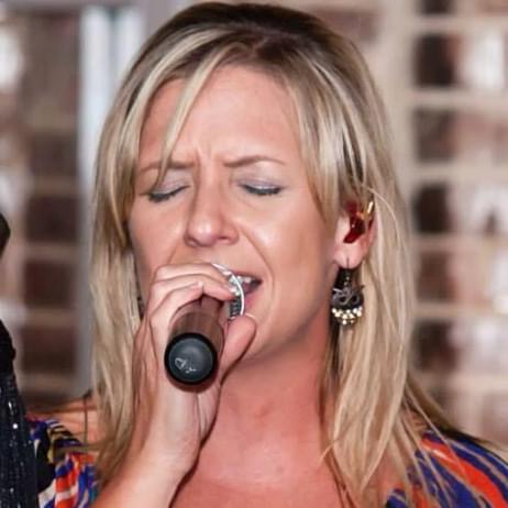 Lori Dial and friends will perform at 7pm Thursday, September 25 at the Northeast Arkansas District Fair in Jonesboro, Arkansas