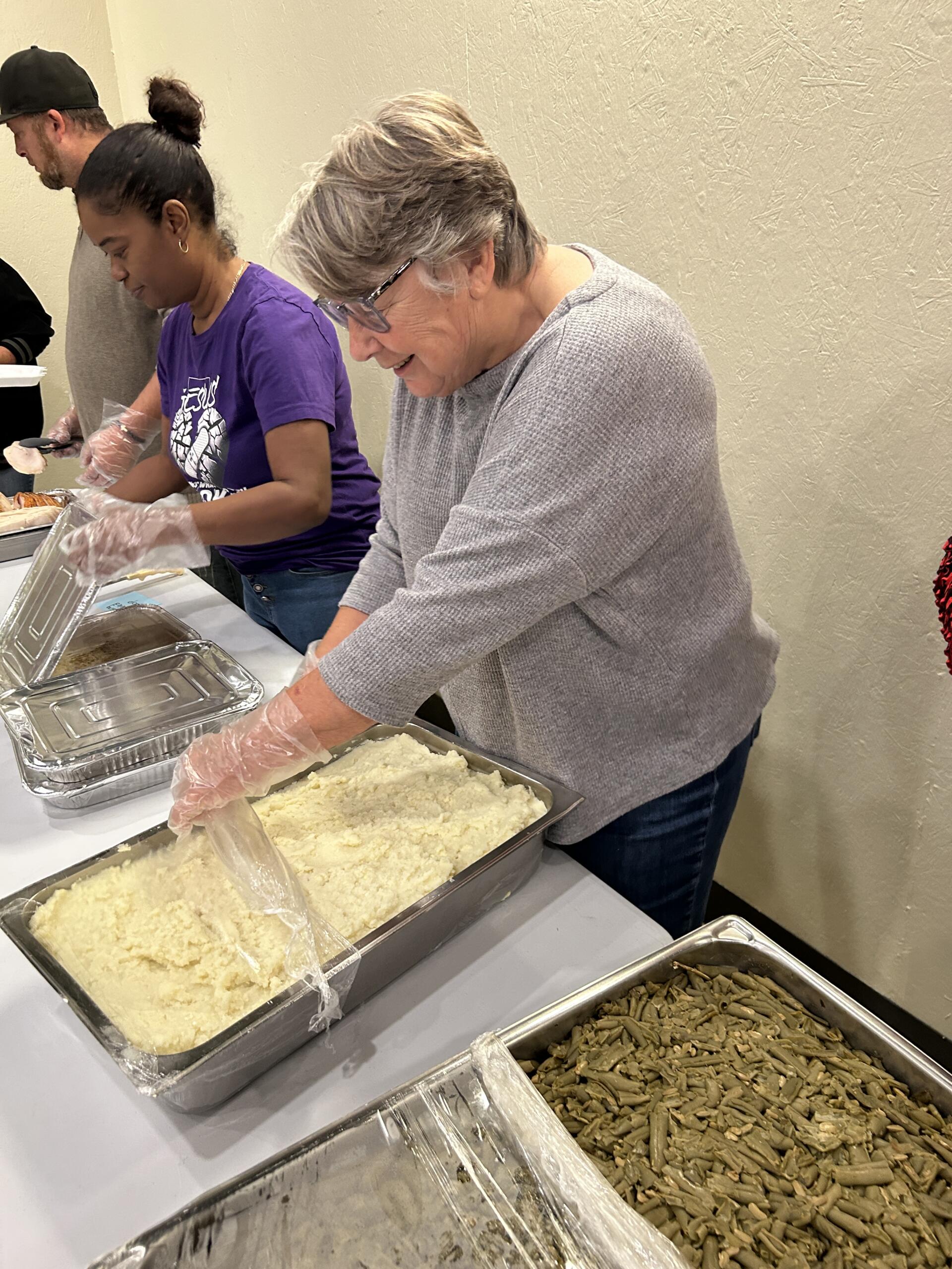 Volunteers at Jonesboro Community Thanksgiving Meal