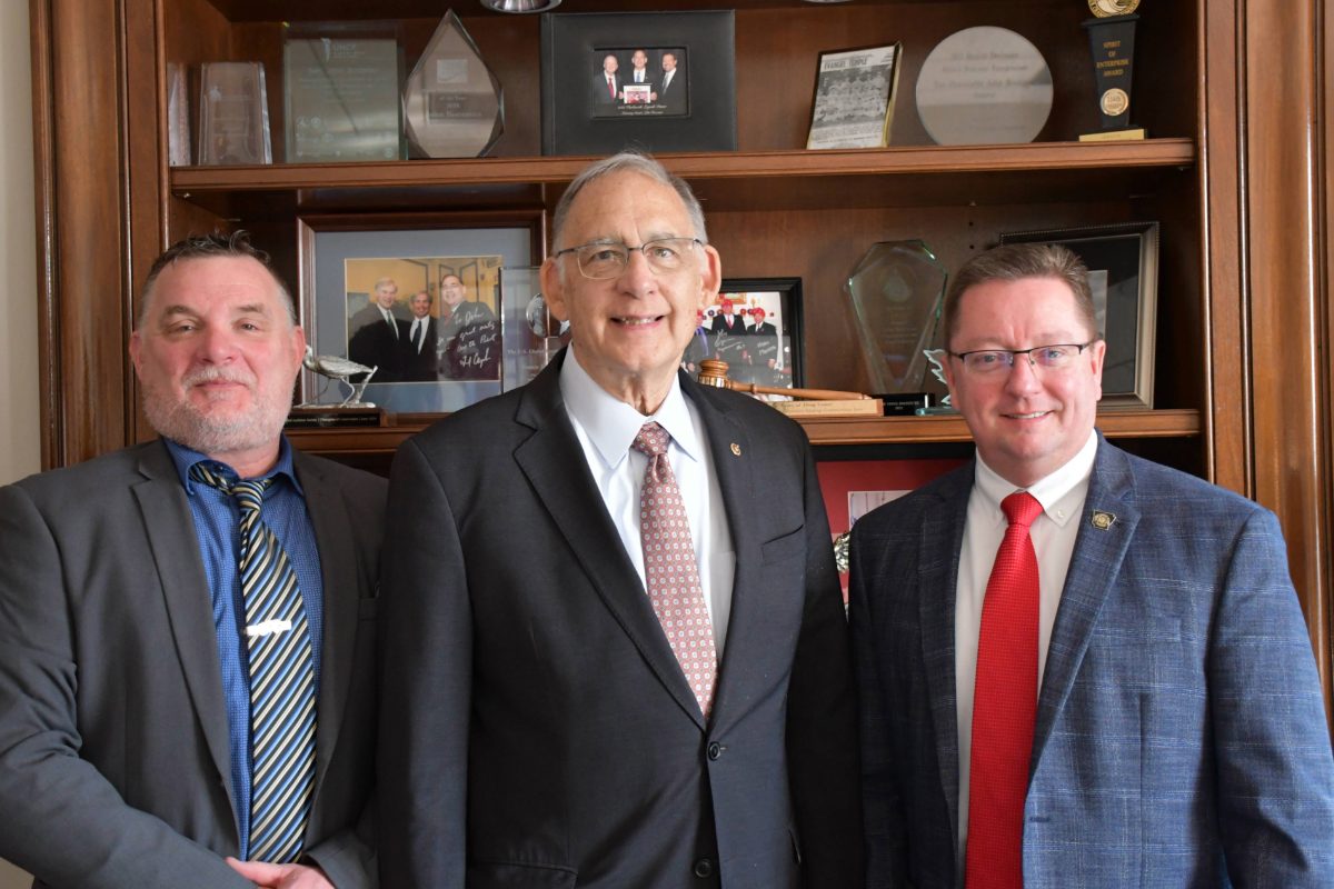 Arkansas Narcotic Officers’ Association Executive Board Members Wes Baxter and Lee Freeman and Sen Boozman