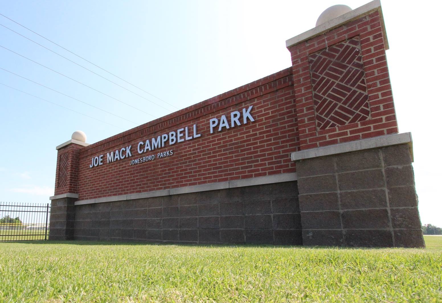 City Stars Controversy in Jonesboro Won’t Go Away — Former Coach Challenges Mayor