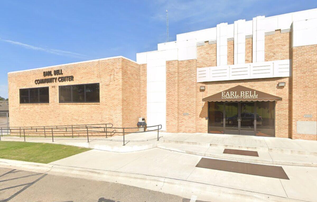 earl bell community center