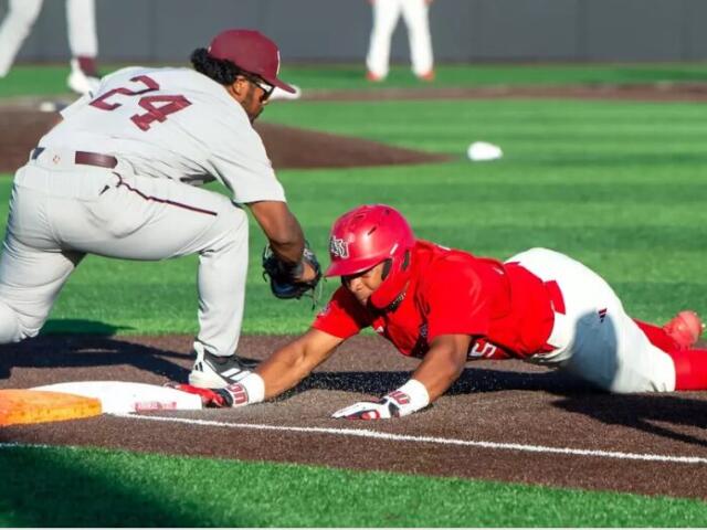 Texas State Sweeps Arkansas State in Final Home Series of Season