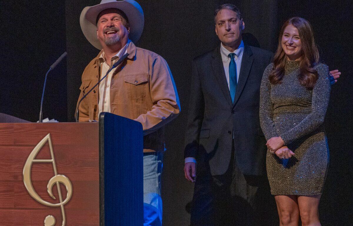 Garth Brooks speaks during the induction of Allen Reynolds into the Arkansas Country Music Hall of Fame at the Arkansas Country Music Awards at Reynolds Performance Hall on June 1, 2026, in Conway, Arkansas. (Photo by Jason Epperson/Eppic Shots)