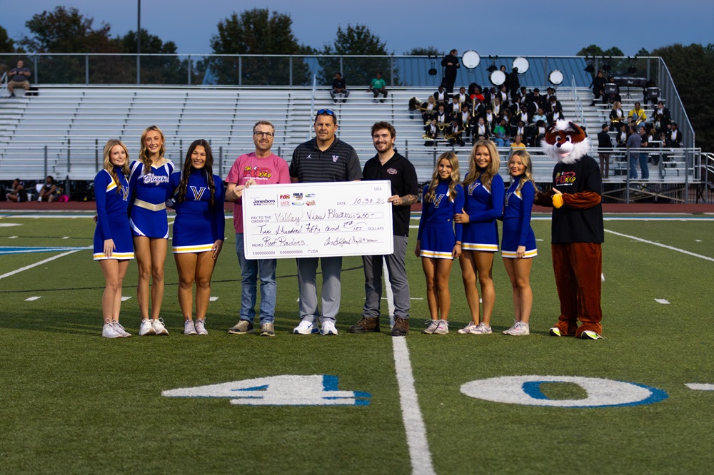 Valley View Wins Fox Football Faceoff Vote, Nettleton Takes 6-0 Victory on the Field Blazers earn $250 for athletic booster club as the season-long promotion heads into its regular-season finale